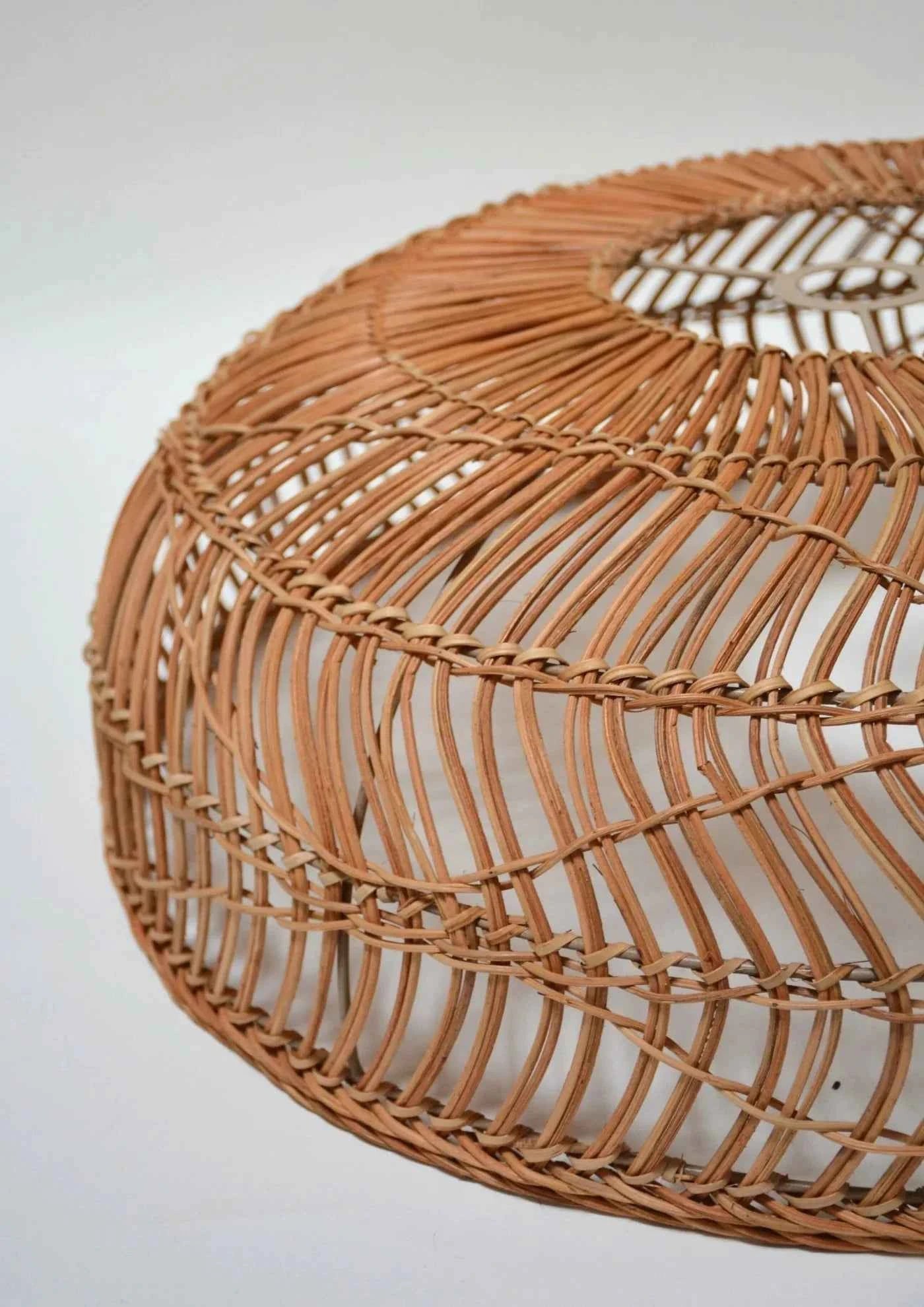 MUNDUK PENDANT | NATURAL RATTAN | LARGE