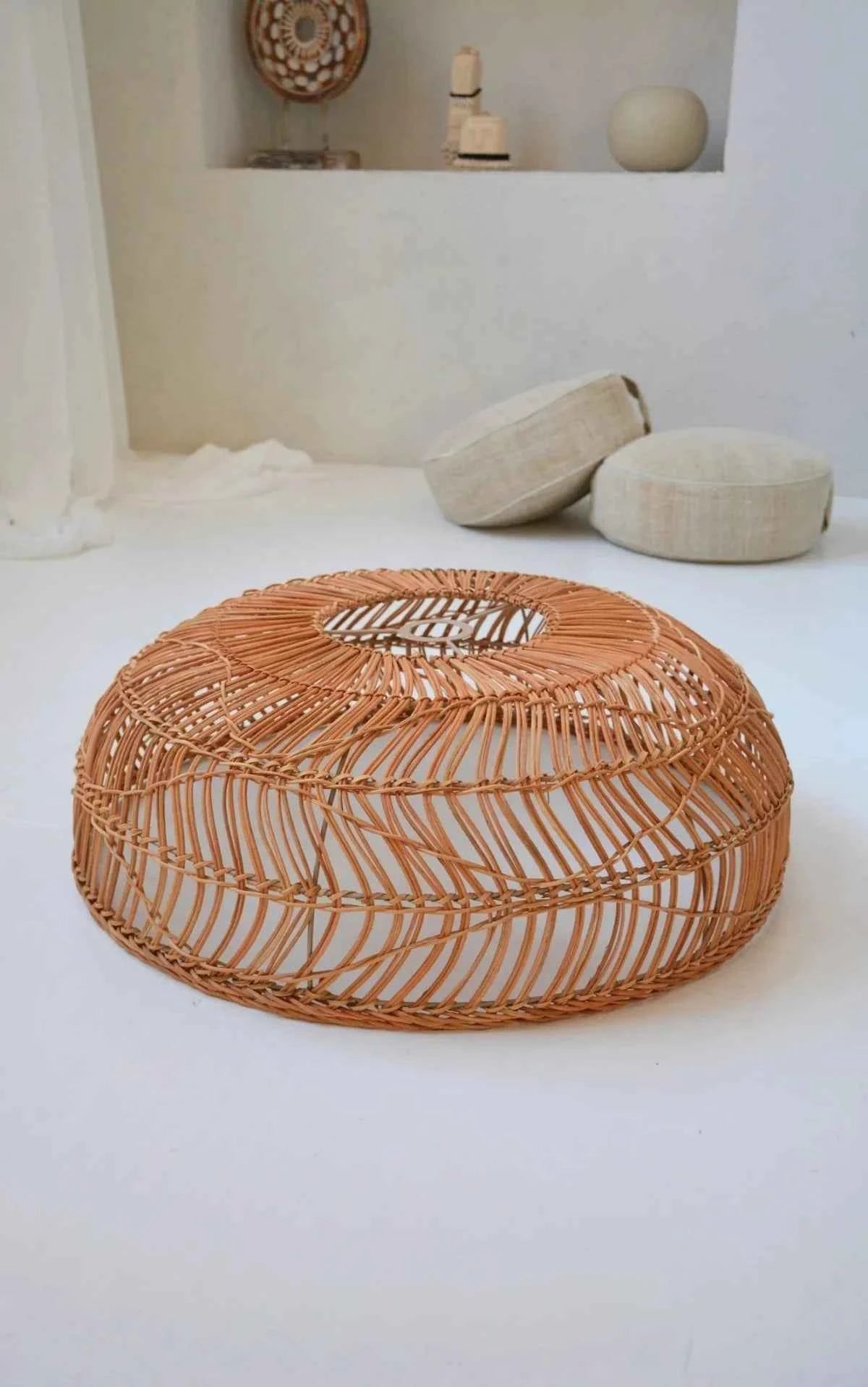 MUNDUK PENDANT | NATURAL RATTAN | LARGE