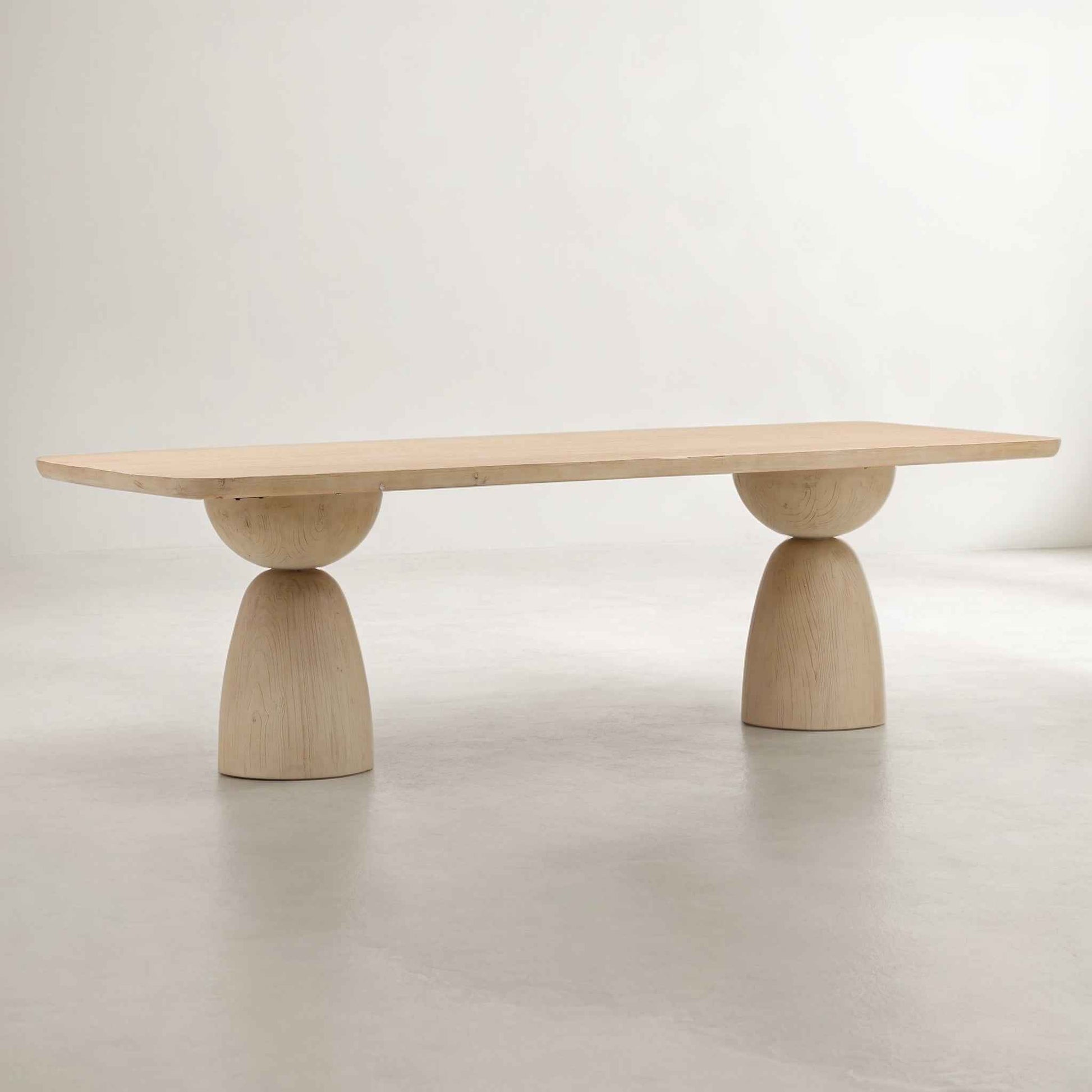 NATURALIST CABRERA DINING TABLE