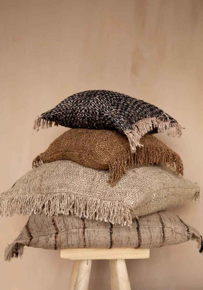 OH MY GEE CUSHION COVER | SQUARE | BEIGE + BLACK