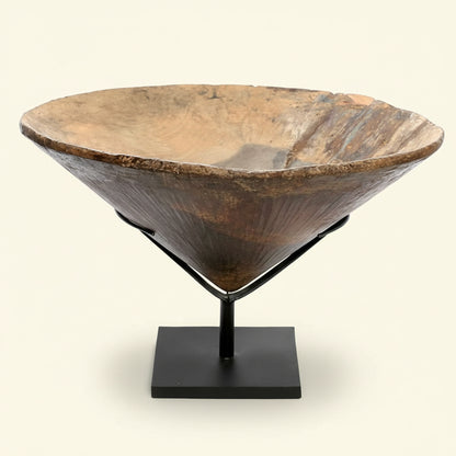 OLD WOODEN GOLD DIGGER ON STAND / XL