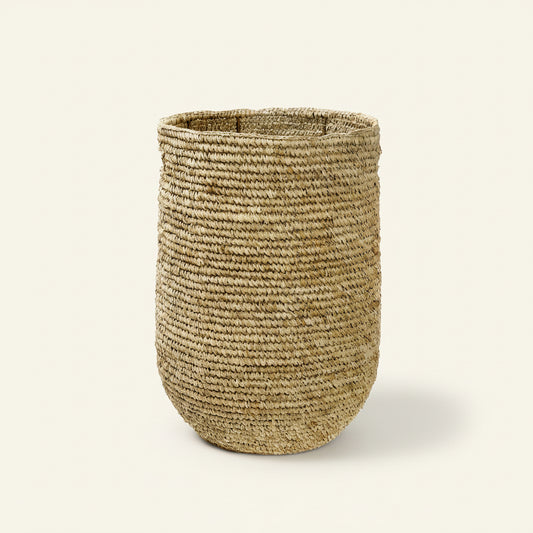 PINEAPPLE LEAF BASKET / NATURAL