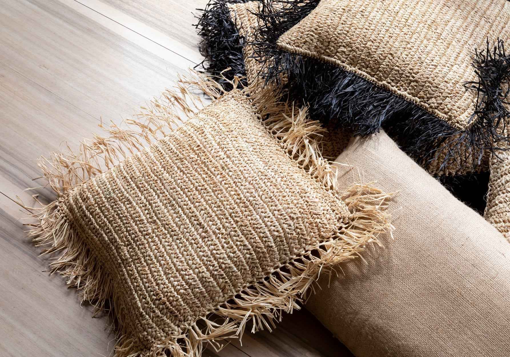 RAFFIA CUSHION COVER | SQUARE | NATURAL+BLACK | 60 x 60 CM