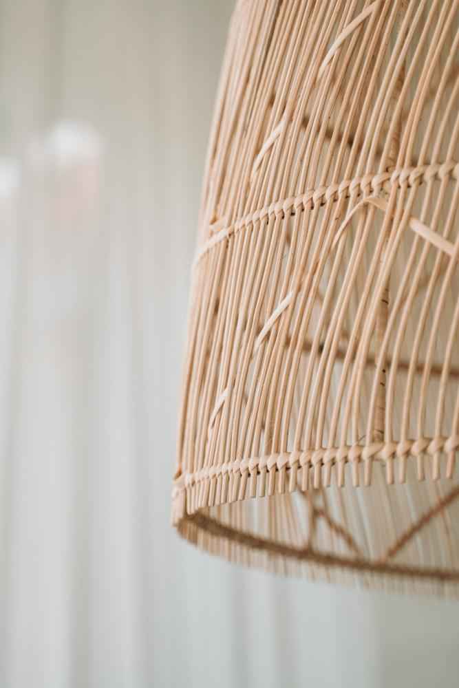 RATTAN OVERSIZED TWISTER PENDANT | NATURAL