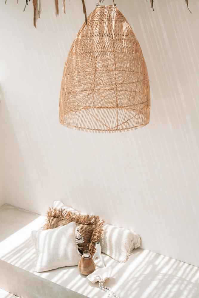 RATTAN OVERSIZED TWISTER PENDANT | NATURAL
