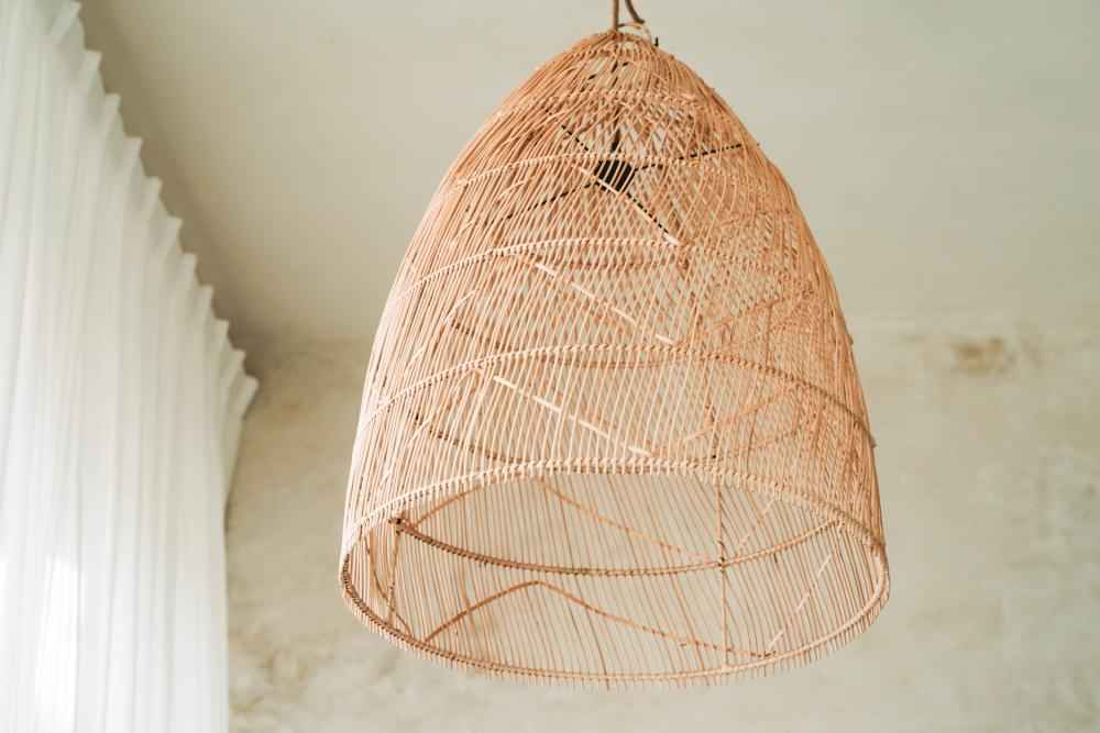RATTAN OVERSIZED TWISTER PENDANT | NATURAL