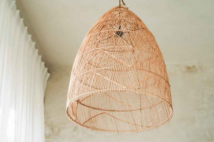 RATTAN OVERSIZED TWISTER PENDANT | NATURAL