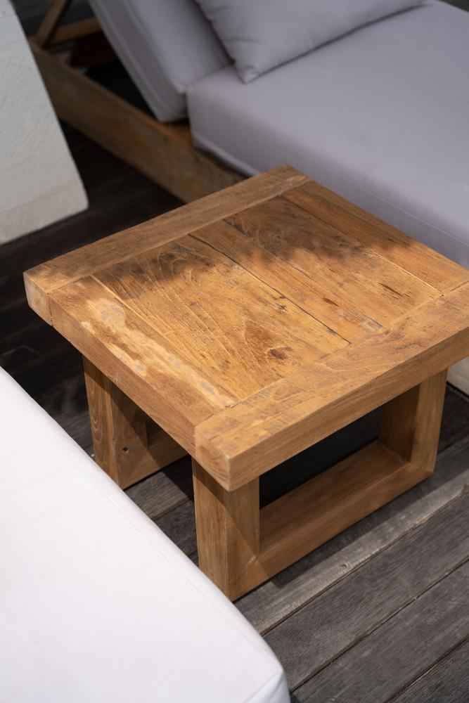 RECLAIMED TEAK SIDE TABLE | NATURAL