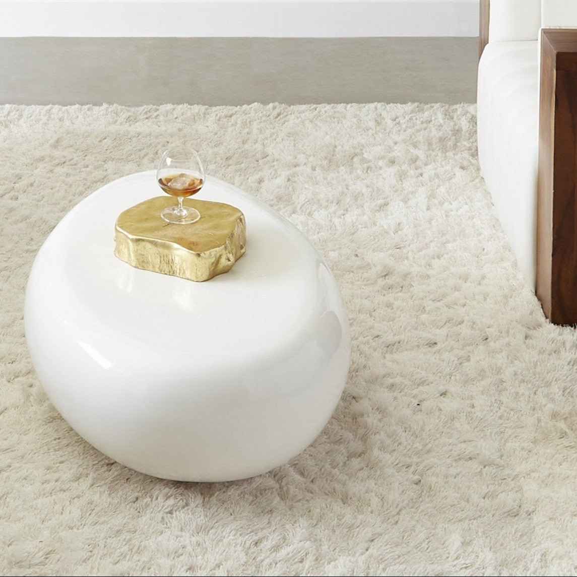 RIVER STONE INDOOR-OUTDOOR COFFEE TABLE: WHITE