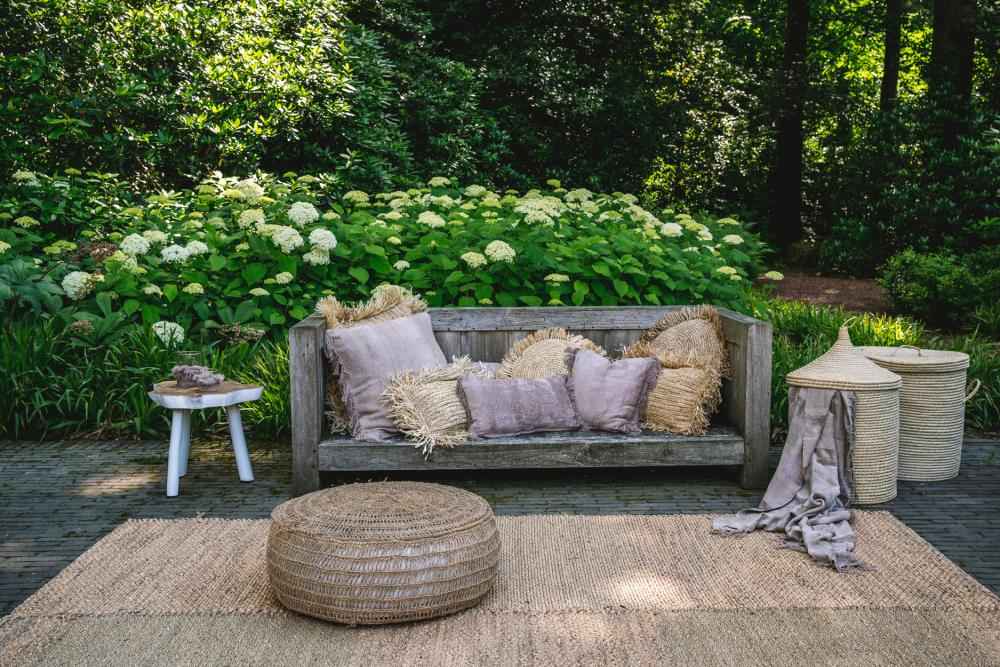 SEAGRASS POUF + COFFEE TABLE | NATURAL