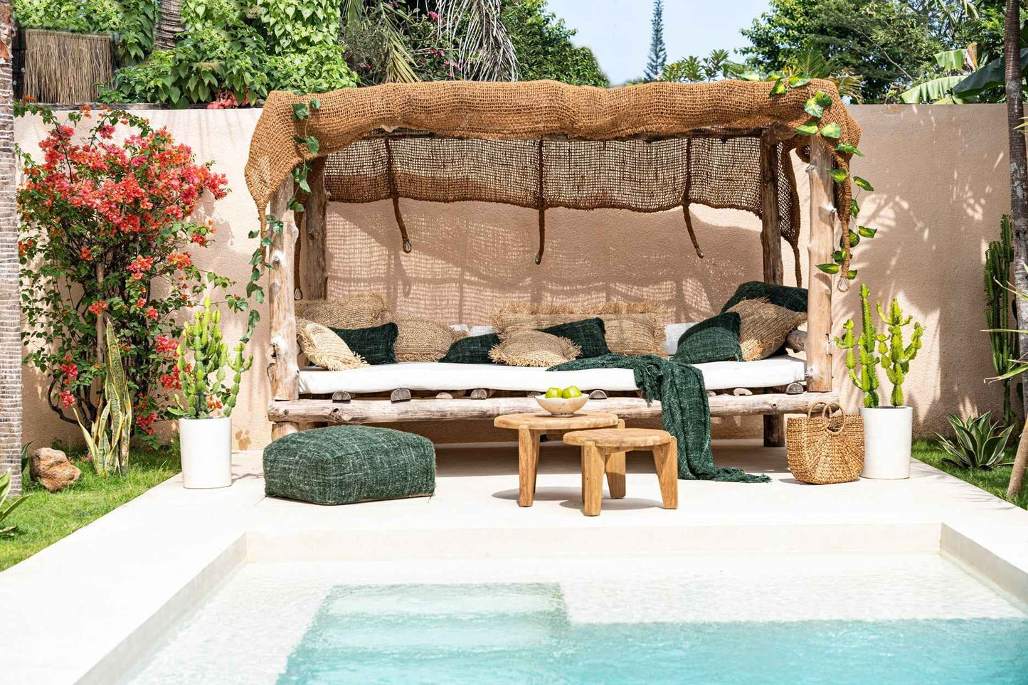 SESEH COFFEE TABLE | RECLAIMED TEAK | IN-OUTDOORS | SET OF 2