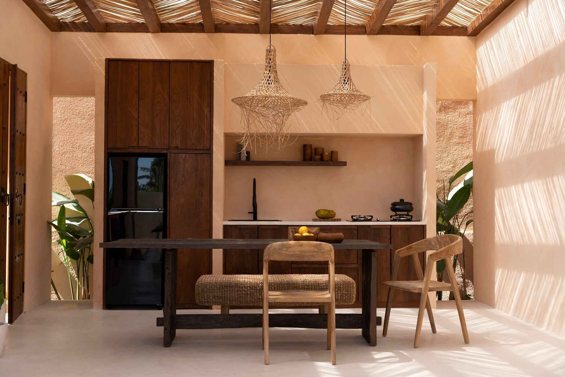 TELUK DINING CHAIR | RECLAIMED TEAK | IN-OUTDOORS