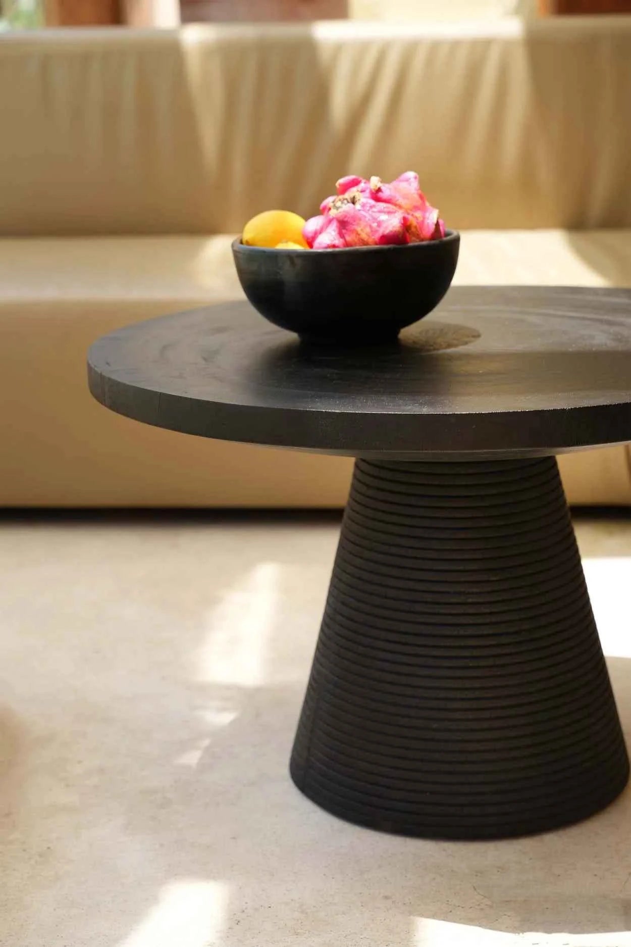 MATA COFFEE TABLE | BLACK | IN-OUTDOORS