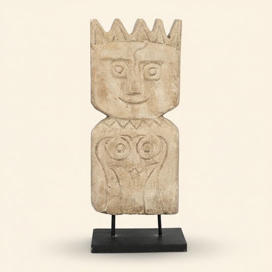 TIMOR MAN ON STAND XL / 5 CROWN