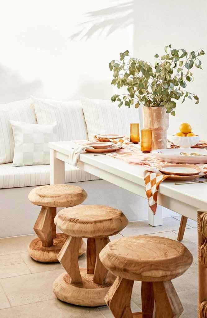 TSUANA STOOL | SIDE TABLE