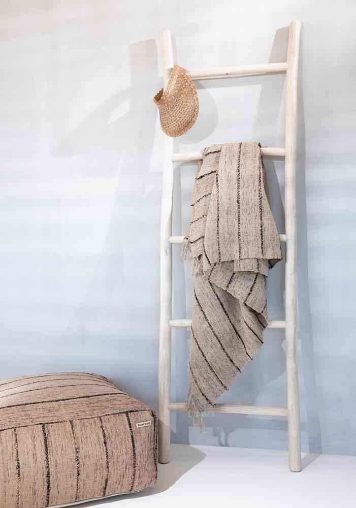 TULUM TEAK LADDER | NATURAL
