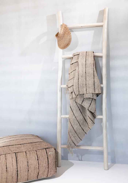 TULUM TEAK LADDER | NATURAL