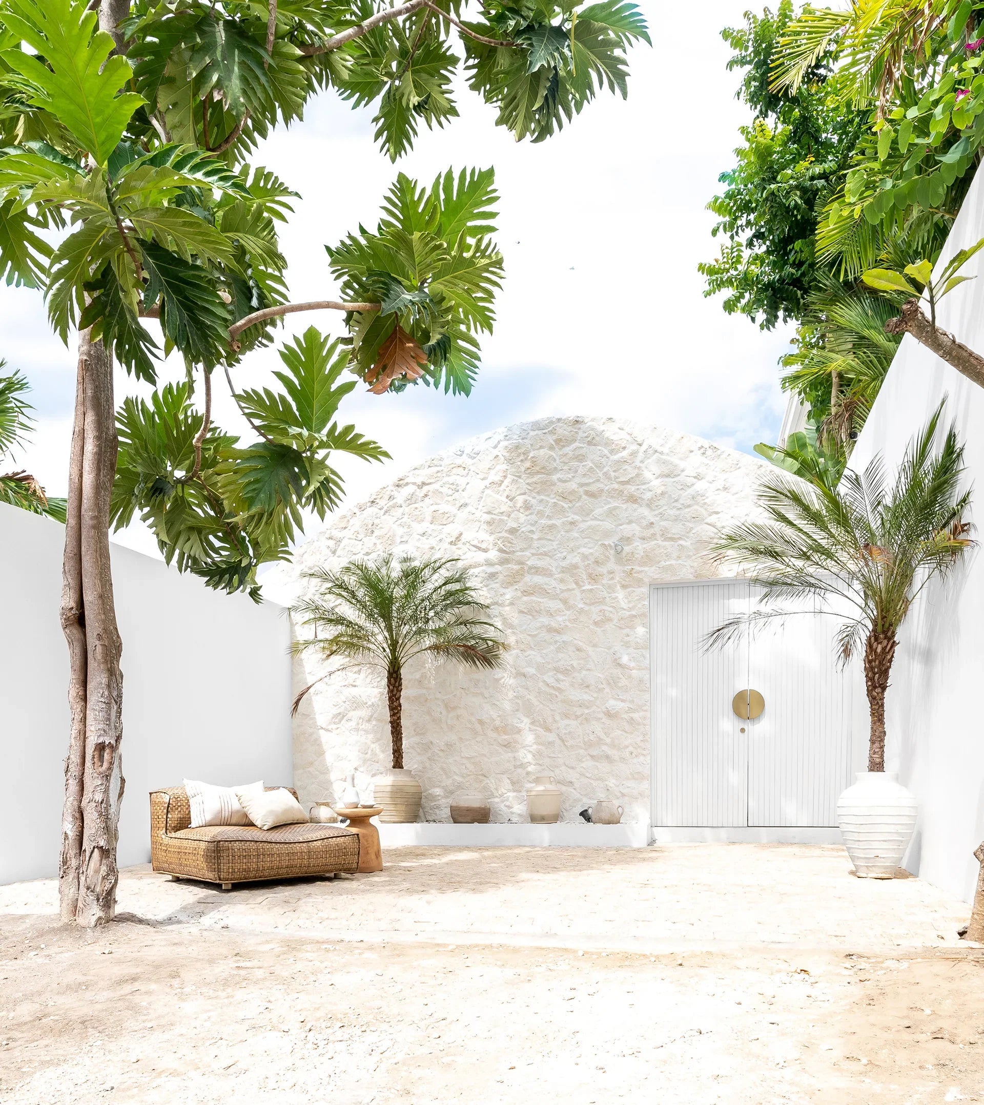 AKONI SIDE TABLE | LARGE | NATURAL