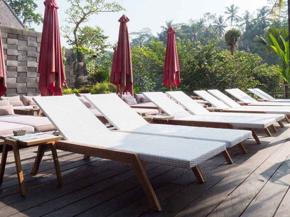 VOLARE SIDE TABLE | TEAK | IN-OUTDOORS
