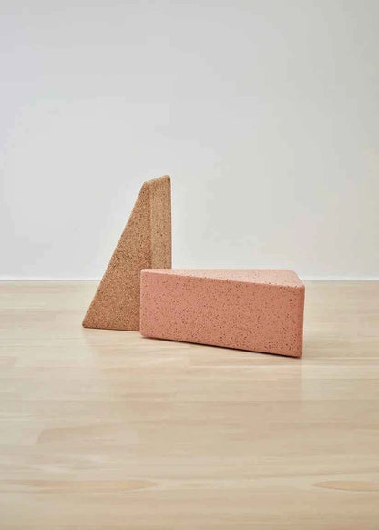 CORK TRIANGULAR SEAT +TABLE | VARIOUS COLORS